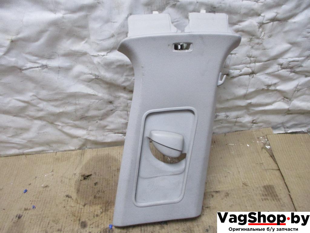 обшивка стойки центральной правой Volkswagen Golf Plus 1 поколение 2005, 1.9 л., TDi, BKC, дизель, МКПП, серый, хетчбэк 5 дв., передний привод, 5M0867286 - фото №1