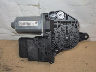 моторчик стеклоподъемника задний левый Volkswagen Golf Plus 1 поколение 2005, 1.9 л., TDi, BKC, дизель, МКПП, серый, хетчбэк 5 дв., передний привод, 5M0839401A, 1K0959703C