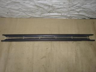 уплотнитель Volkswagen Golf Plus 1 поколение 2005, 1.9 л., TDi, BKC, дизель, МКПП, серый, хетчбэк 5 дв., передний привод, 5M0837477