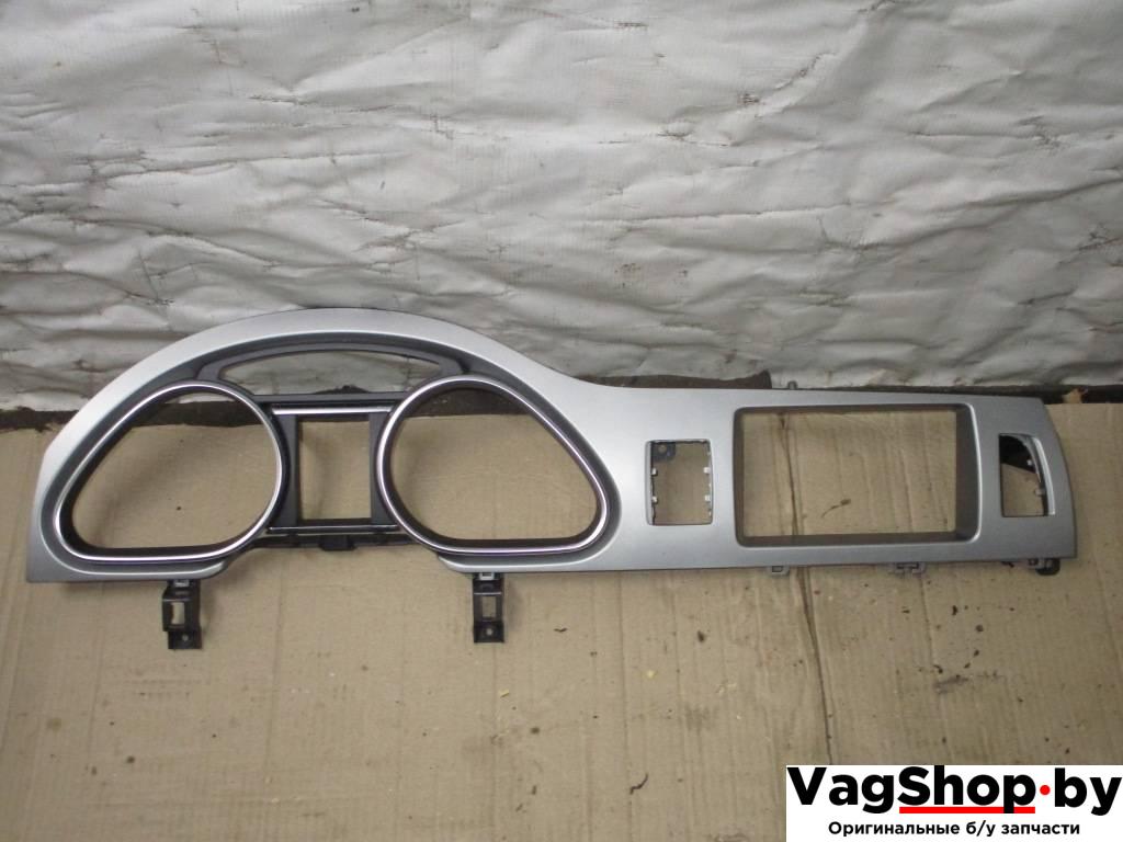 накладка на торпедо (консоль) Audi Q7 4L 2007, 3.0 л., TDi, BUN, дизель, АКПП, черный, внедорожник 5 дв., полный привод, 4L1857115 - фото №1