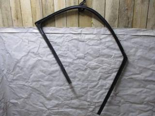 направляющая стекла Audi Q7 4L 2007, 3.0 л., TDi, BUN, дизель, АКПП, черный, внедорожник 5 дв., полный привод, 4L0837439B