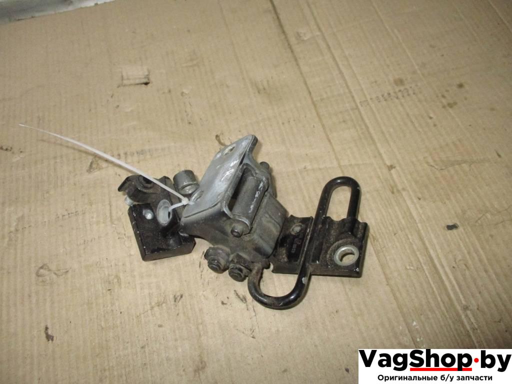 петля двери Audi Q7 4L 2007, 3.0 л., TDi, BUN, дизель, АКПП, черный, внедорожник 5 дв., полный привод, 7L0833402B, 4L0833412A - фото №1