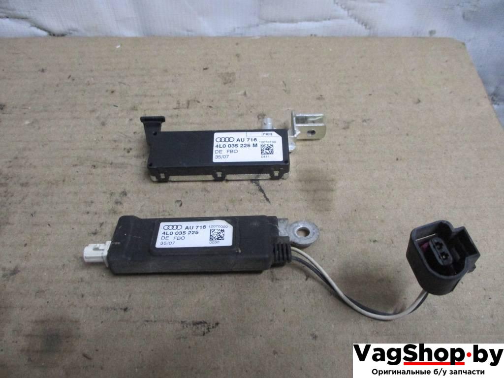 усилитель антенны Audi Q7 4L 2007, 3.0 л., TDi, BUN, дизель, АКПП, черный, внедорожник 5 дв., полный привод, 4L0035225M - фото №1