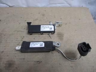 усилитель антенны Audi Q7 4L 2007, 3.0 л., TDi, BUN, дизель, АКПП, черный, внедорожник 5 дв., полный привод, 4L0035225M