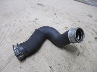 патрубок интеркулера Audi Q7 4L 2007, 3.0 л., TDi, BUN, дизель, АКПП, черный, внедорожник 5 дв., полный привод, 7L6145738A