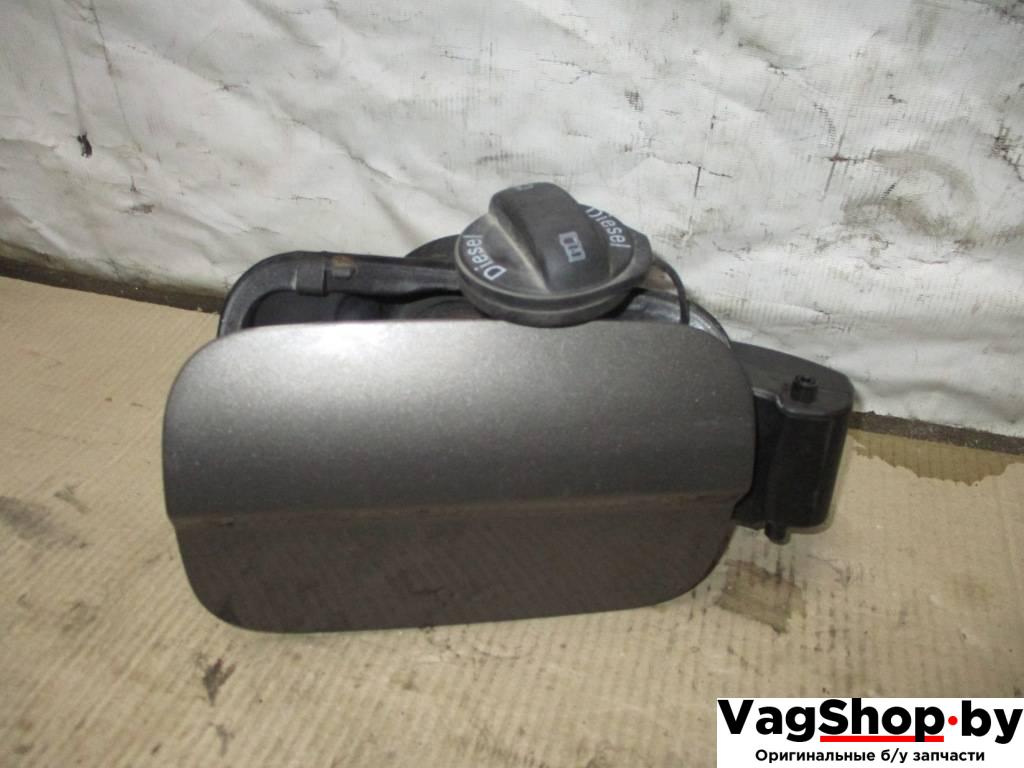 лючок топливного бака Audi A6 4G/C7 2013, 3.0 л., TDi, CLA, дизель, АКПП, серый, универсал, полный привод, 4G0809906C - фото №1