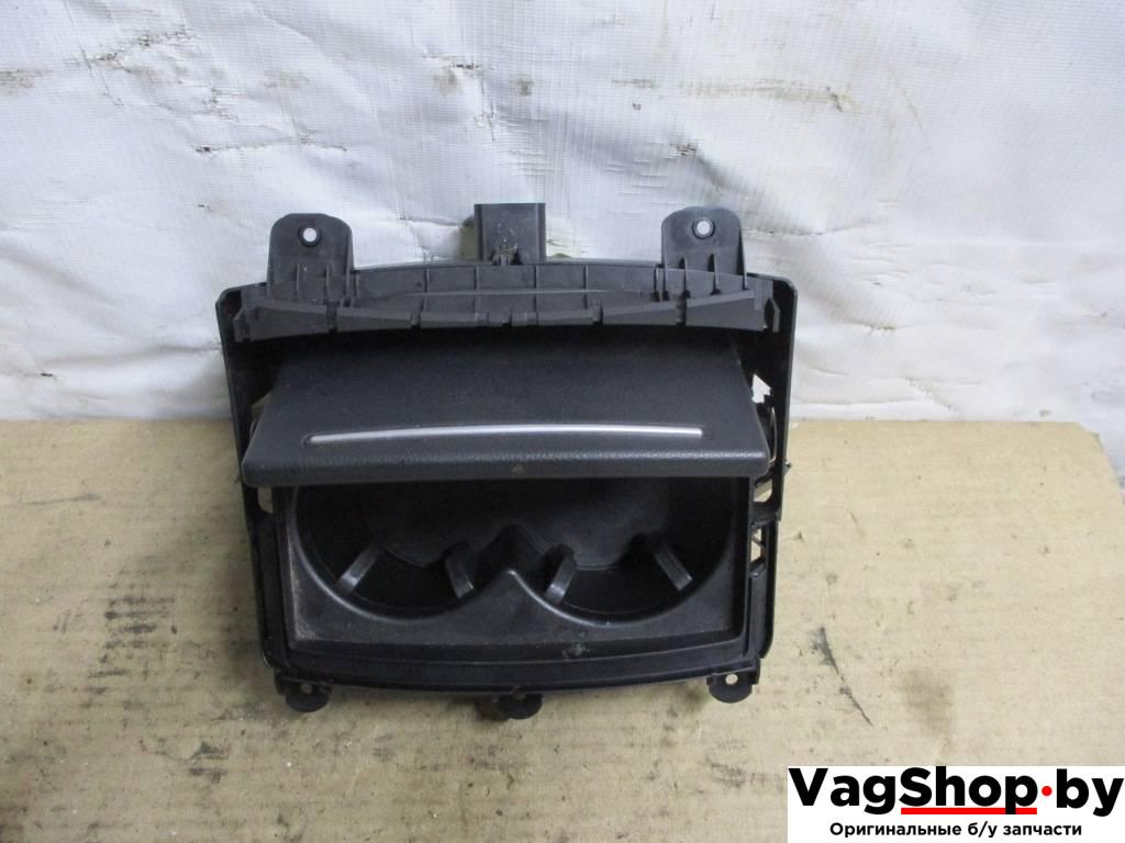 подстаканник Audi A6 4G/C7 2013, 3.0 л., TDi, CLA, дизель, АКПП, серый, универсал, полный привод, 4G0862534 - фото №1