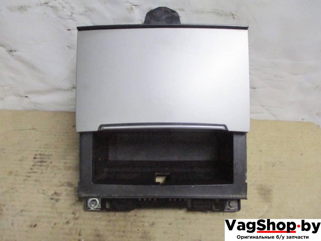 бардачок Audi A6 4G/C7 2013, 3.0 л., TDi, CLA, дизель, АКПП, серый, универсал, полный привод, 4G0863273, 4G0864131 - фото №1