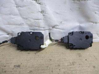 моторчик заслонки печки Audi A6 4G/C7 2013, 3.0 л., TDi, CLA, дизель, АКПП, серый, универсал, полный привод, 4H0820511C