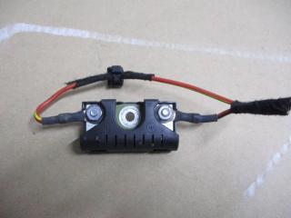 усилитель антенны Audi A6 4G/C7 2013, 3.0 л., TDi, CLA, дизель, АКПП, серый, универсал, полный привод, 8T8035570