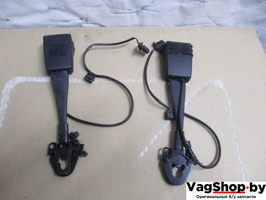 замок ремня безопасности Audi A6 4G/C7 2013, 3.0 л., TDi, CLA, дизель, АКПП, серый, универсал, полный привод, 8K0857755F - фото №1