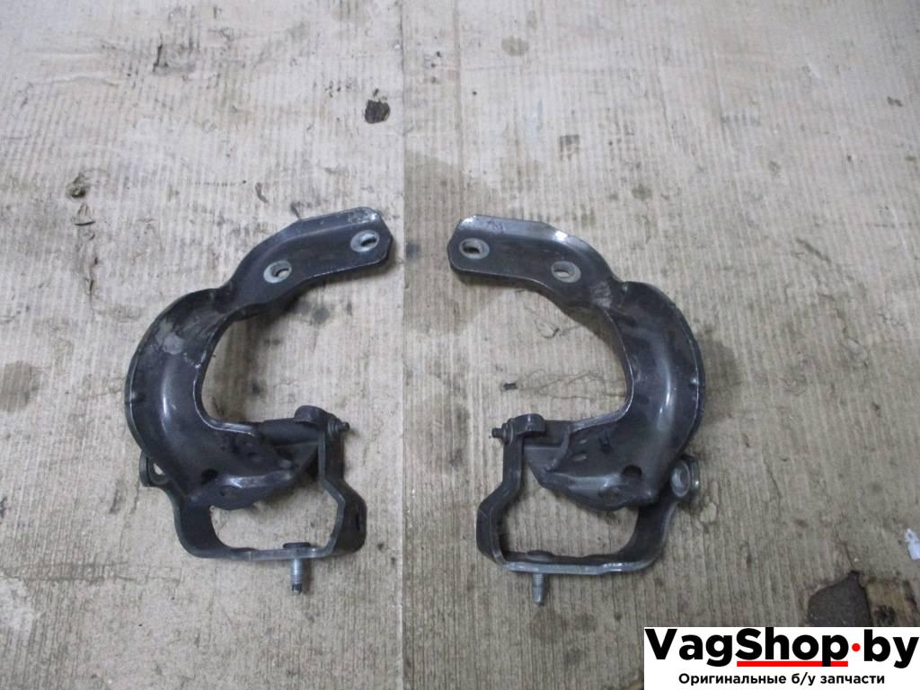 петля крышки багажника Audi A6 4G/C7 2013, 3.0 л., TDi, CLA, дизель, АКПП, серый, универсал, полный привод, 4G9827299, 4G9827300 - фото №1