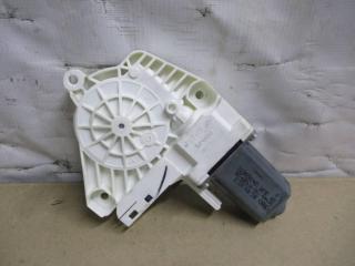 моторчик стеклоподъемника передний правый Audi A6 4G/C7 2013, 3.0 л., TDi, CLA, дизель, АКПП, серый, универсал, полный привод, 8K0959802B