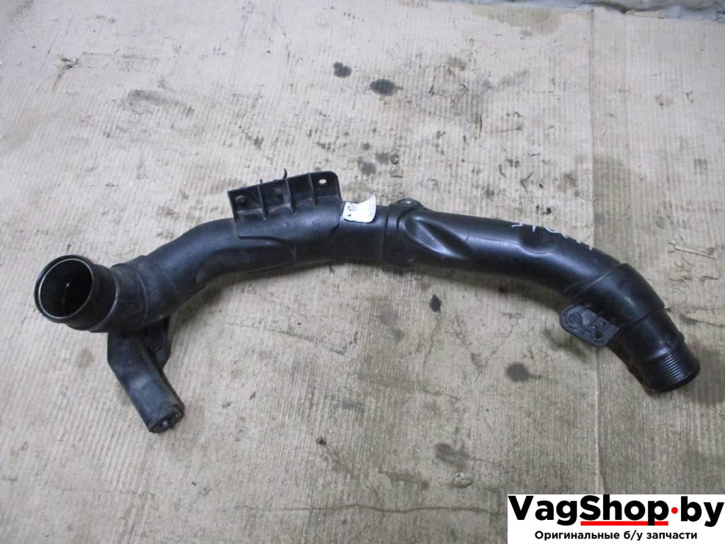 патрубок интеркулера Volkswagen Passat B6 2009, 2.0 л., TDi, CBA, дизель, АКПП, черный, универсал, передний привод, 5N0145840F - фото №1