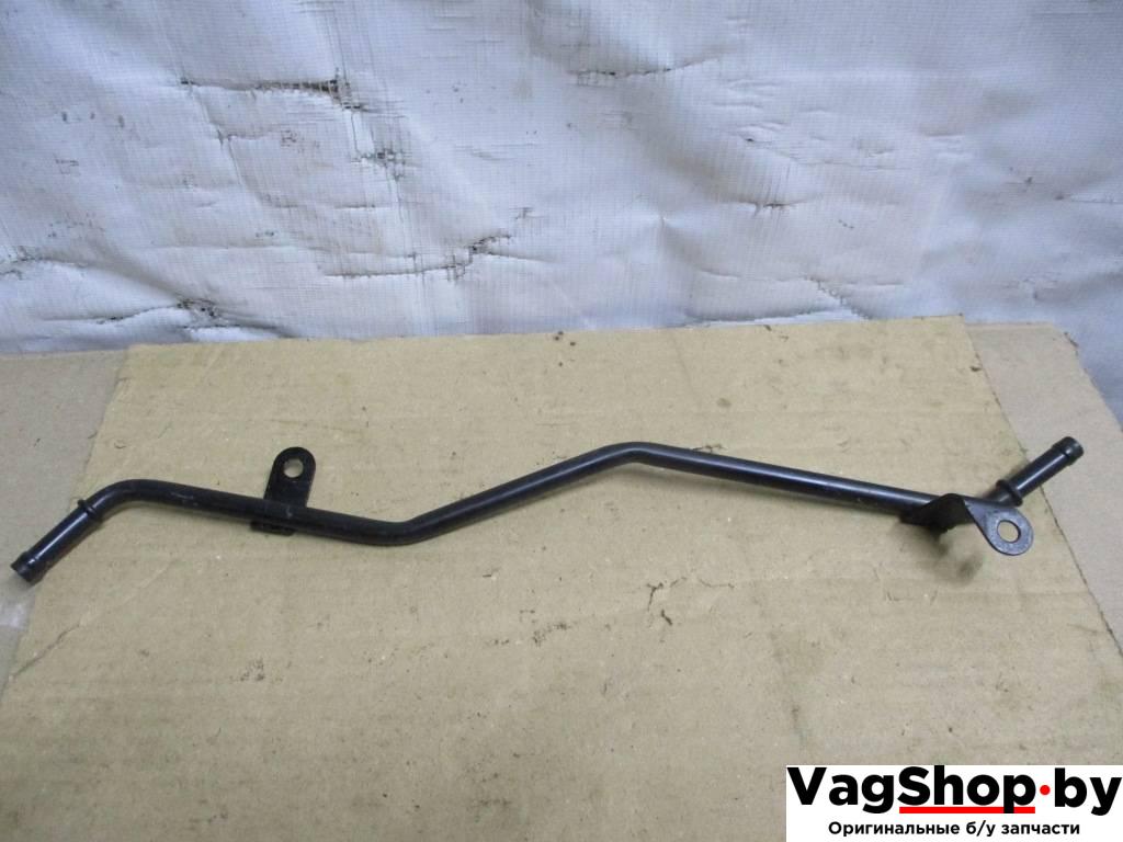трубка охлаждающей жидкости Volkswagen Passat B6 2009, 2.0 л., TDi, CBA, дизель, АКПП, черный, универсал, передний привод, 5N0121070G - фото №1