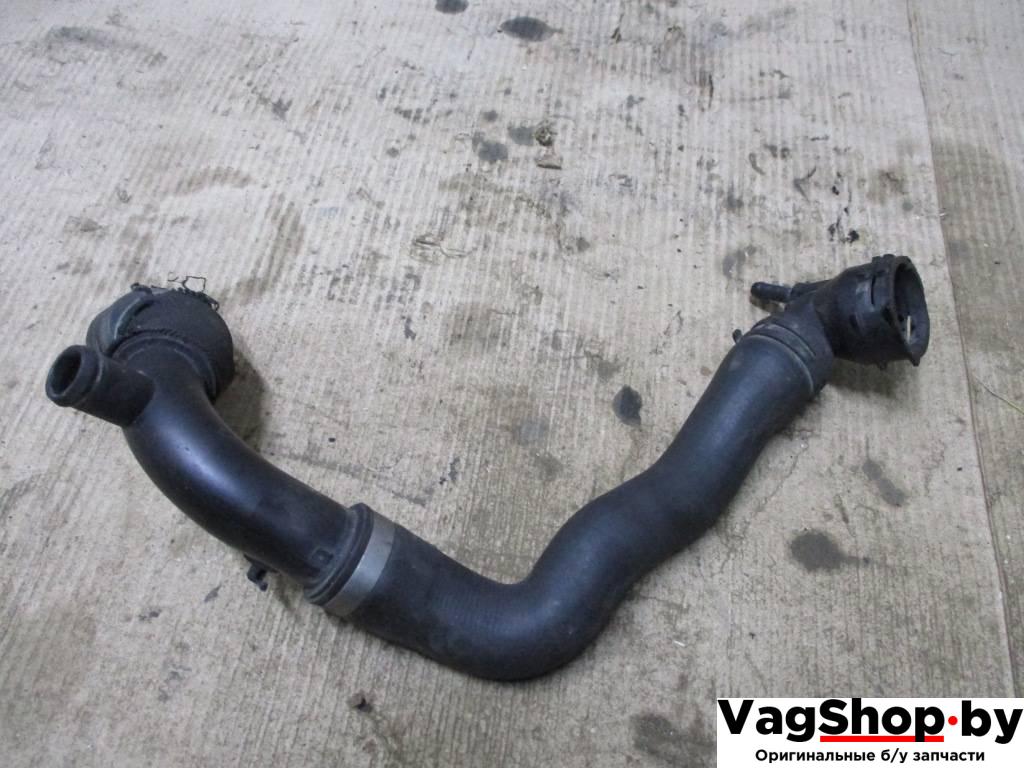трубка охлаждающей жидкости Volkswagen Passat B6 2009, 2.0 л., TDi, CBA, дизель, АКПП, черный, универсал, передний привод, 3C0121087A - фото №1