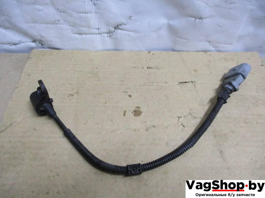 датчик распредвала Volkswagen Passat B6 2009, 2.0 л., TDi, CBA, дизель, АКПП, черный, универсал, передний привод, 03L906433 - фото №1