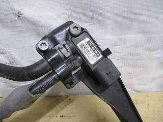 датчик давления (температуры) выхлопных газов Volkswagen Passat B6 2009, 2.0 л., TDi, CBA, дизель, АКПП, черный, универсал, передний привод, 076906051B