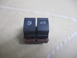 кнопка открытия лючка топливного бака Volkswagen Passat B6 2009, 2.0 л., TDi, CBA, дизель, АКПП, черный, универсал, передний привод, 3C0959903B