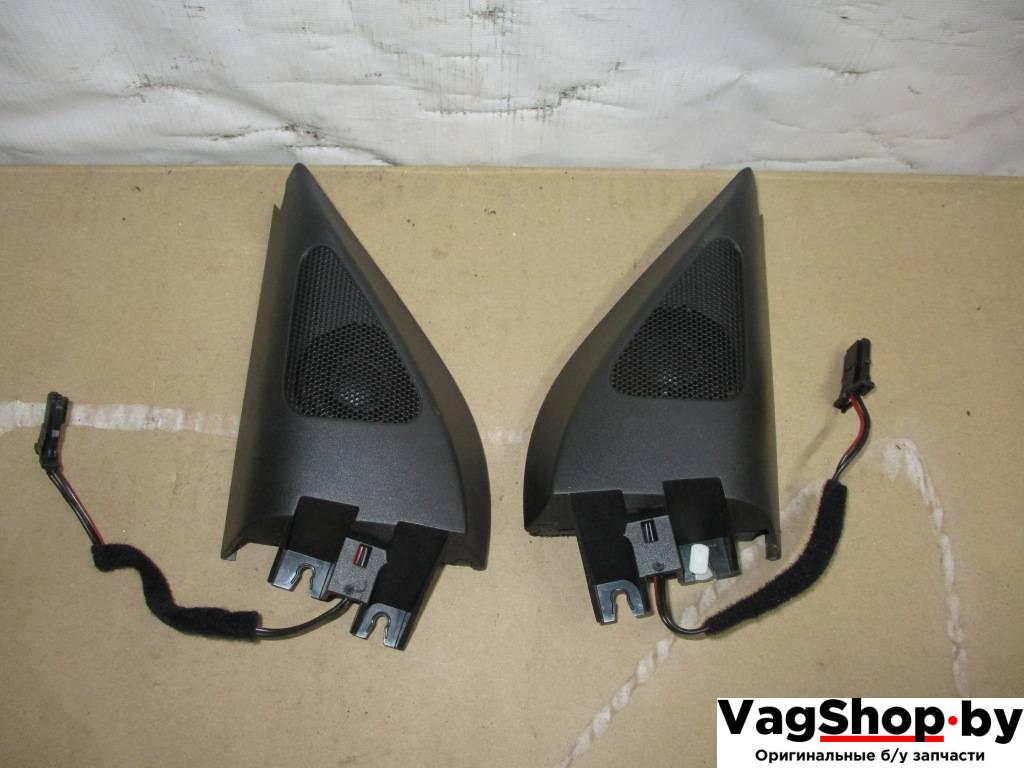 динамик Volkswagen Passat B6 2009, 2.0 л., TDi, CBA, дизель, АКПП, черный, универсал, передний привод, 3C0035411, 3C0837994 - фото №1