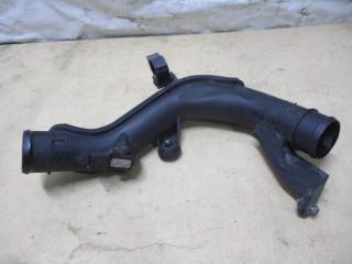 патрубок интеркулера Volkswagen Passat B6 2009, 2.0 л., TDi, CBA, дизель, АКПП, черный, универсал, передний привод, 5N0145770A