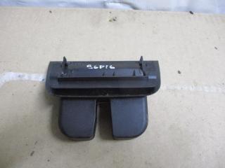 накладка декоративная Audi A3 8P/8PA [рестайлинг] 2006, 2.0 л., TFSI, AXX, бензин, МКПП, голубой, хетчбэк 5 дв., полный привод, 8P4827520A