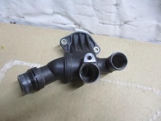 корпус термостата Audi A3 8P/8PA [рестайлинг] 2006, 2.0 л., TFSI, AXX, бензин, МКПП, голубой, хетчбэк 5 дв., полный привод, 06F121111D