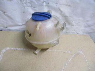 бачок расширительный Audi A3 8P/8PA [рестайлинг] 2006, 2.0 л., TFSI, AXX, бензин, МКПП, голубой, хетчбэк 5 дв., полный привод, 1K0121407A