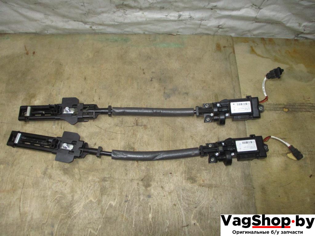 Механизм регулировки высоты ремня безопасности Audi A8 D4/4H 2011, 4.2 л., FSI, CDR, бензин, АКПП, серый, седан, полный привод, 4H0857833 - фото №1