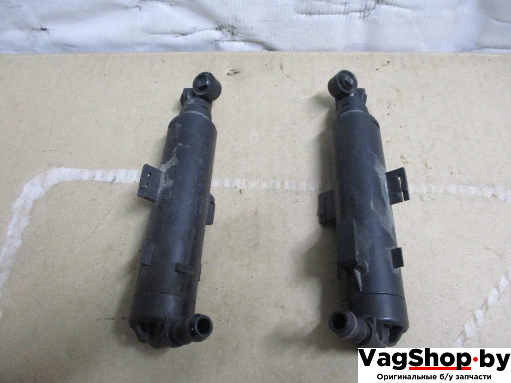 форсунка омывателя фары Audi A8 D4/4H 2011, 4.2 л., FSI, CDR, бензин, АКПП, серый, седан, полный привод, 4H0955101A, 4H0955102A - фото №1