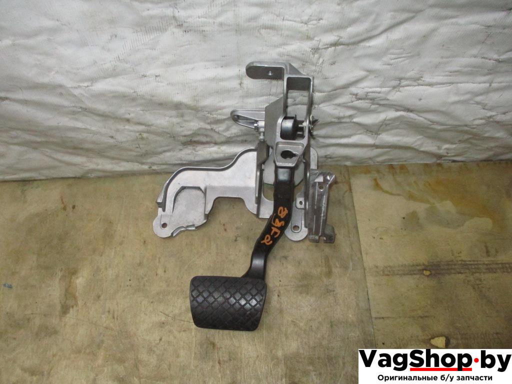 педаль тормоза Audi A8 D4/4H 2011, 4.2 л., FSI, CDR, бензин, АКПП, серый, седан, полный привод, 4H1723140A, 4G1723117 - фото №1