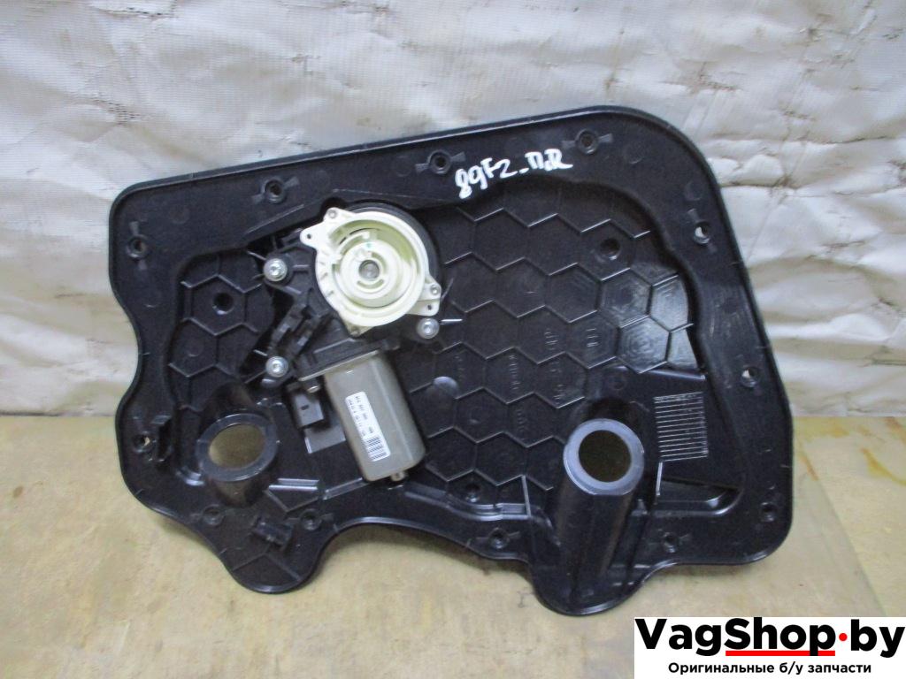 доводчик двери Audi A8 D4/4H 2011, 4.2 л., FSI, CDR, бензин, АКПП, серый, седан, полный привод, 4F0837060, 4H0837916 - фото №1