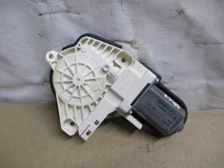 моторчик стеклоподъемника передний правый Audi A8 D4/4H 2011, 4.2 л., FSI, CDR, бензин, АКПП, серый, седан, полный привод, 8K0959802B