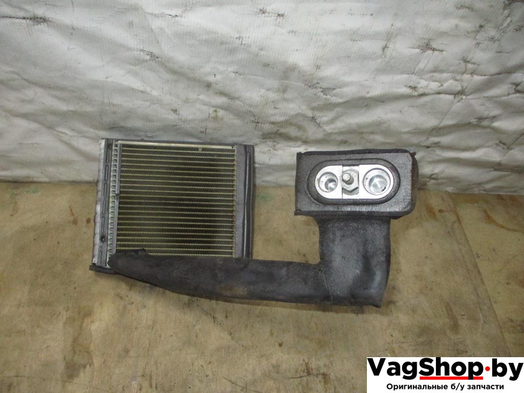 испаритель кондиционера Audi A8 D4/4H 2011, 4.2 л., FSI, CDR, бензин, АКПП, серый, седан, полный привод - фото №1