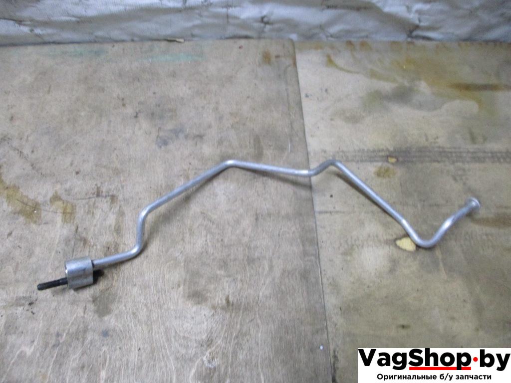 трубка кондиционера Audi A8 D4/4H 2011, 4.2 л., FSI, CDR, бензин, АКПП, серый, седан, полный привод - фото №1