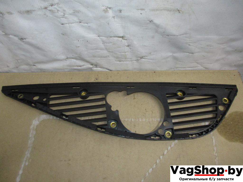 накладка на торпедо (консоль) Audi A8 D4/4H 2011, 4.2 л., FSI, CDR, бензин, АКПП, серый, седан, полный привод, 4H1819923A - фото №1