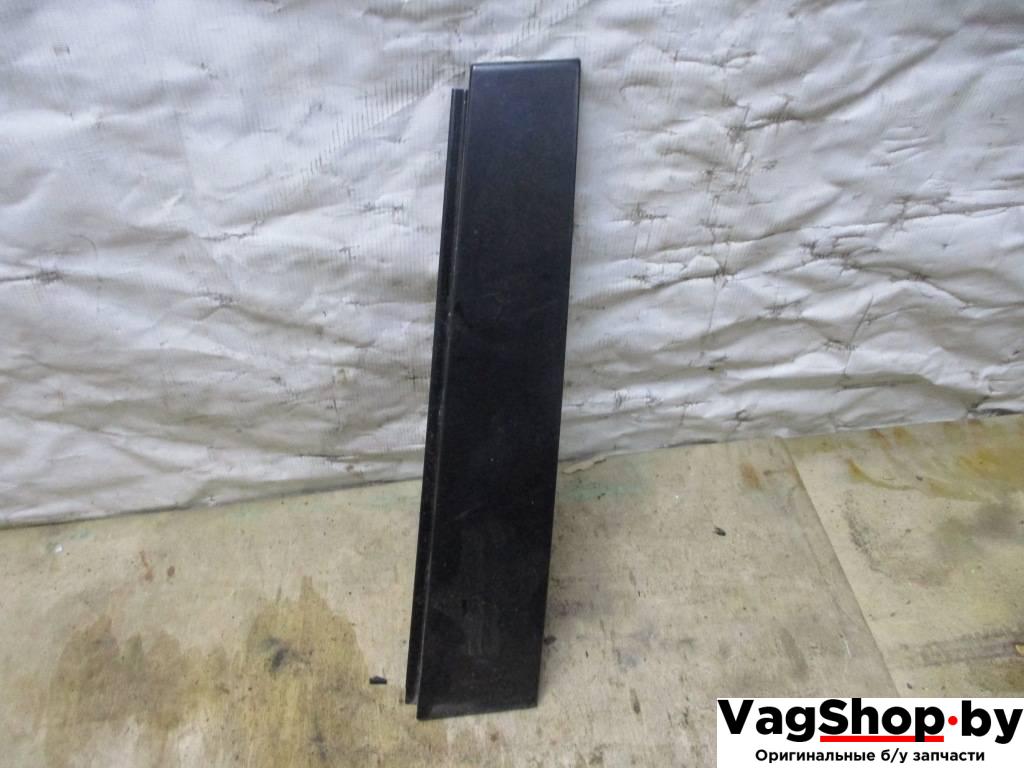 накладка декоративная Volkswagen Golf Plus 1 поколение 2007, 1.9 л., TDi, BLS, дизель, МКПП, сине-зеленый хамелеон, хетчбэк 5 дв., передний привод, 5M0839901 - фото №1