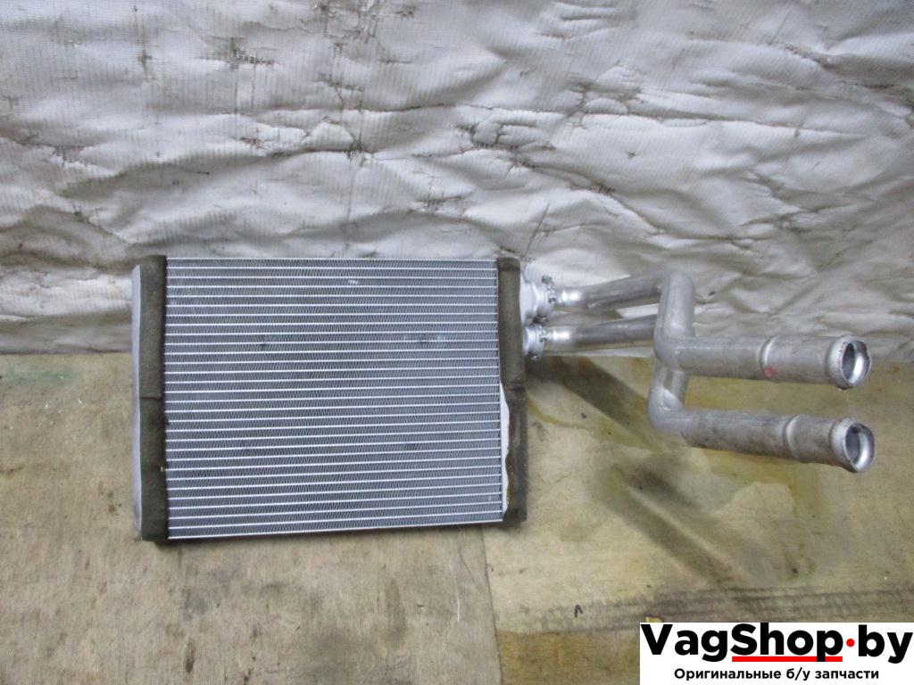 радиатор отопителя (печки) Audi Q5 8R 2010, 2.0 л., TDi, CAH, дизель, АКПП, белый, внедорожник 5 дв., полный привод - фото №1