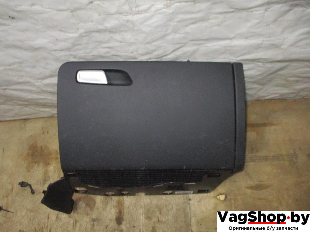 бардачок Audi Q5 8R 2010, 2.0 л., TDi, CAH, дизель, АКПП, белый, внедорожник 5 дв., полный привод - фото №1