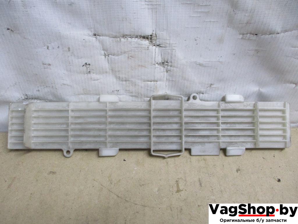корпус салонного фильтра Audi Q5 8R 2010, 2.0 л., TDi, CAH, дизель, АКПП, белый, внедорожник 5 дв., полный привод - фото №1