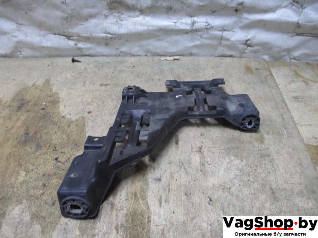 крепление фары левой Audi Q5 8R 2010, 2.0 л., TDi, CAH, дизель, АКПП, белый, внедорожник 5 дв., полный привод, 1010717075 - фото №1