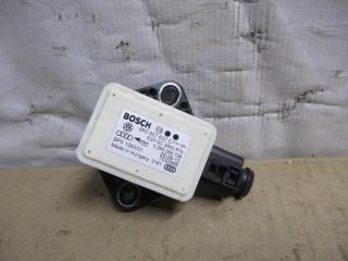 датчик ускорения Audi Q5 8R 2010, 2.0 л., TDi, CAH, дизель, АКПП, белый, внедорожник 5 дв., полный привод, 8K0907637C