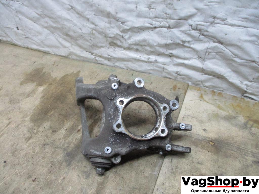 кулак задний левый Audi Q5 8R 2010, 2.0 л., TDi, CAH, дизель, АКПП, белый, внедорожник 5 дв., полный привод, 8R0505431C - фото №1