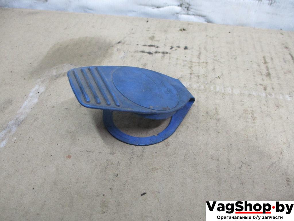 крышка бачка омывателя Volkswagen Passat B6 2006, 2.0 л., TDi, BKP, дизель, МКПП, черный, универсал, передний привод, 8D0955455 - фото №1