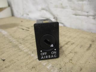 кнопка (выключатель) Volkswagen Passat B6 2006, 2.0 л., TDi, BKP, дизель, МКПП, черный, универсал, передний привод, 3C0919237A