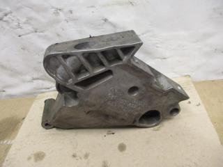 кронштейн двигателя Volkswagen Passat B6 2006, 2.0 л., TDi, BKP, дизель, МКПП, черный, универсал, передний привод, 03G199207G