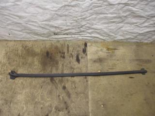 уплотнитель Volkswagen Caddy 3 поколение [рестайлинг] 2011, 2.0 л., TDi, CFH, дизель, МКПП, белый, минивэн, передний привод, 2K0827709E