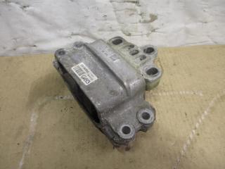 подушка крепления КПП Volkswagen Caddy 3 поколение [рестайлинг] 2011, 2.0 л., TDi, CFH, дизель, МКПП, белый, минивэн, передний привод, 1K0199555AT