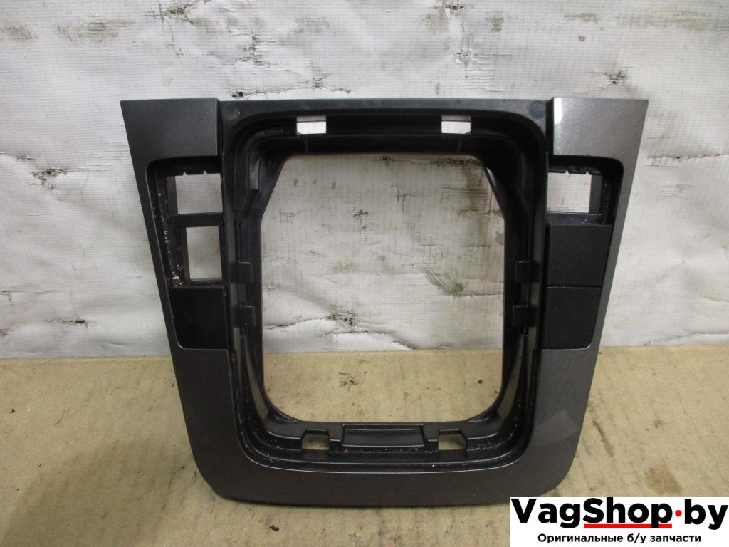 накладка декоративная Volkswagen Passat B6 2009, 2.0 л., TDi, CBA, дизель, АКПП, белый, седан, передний привод, 3C0864263G - фото №1