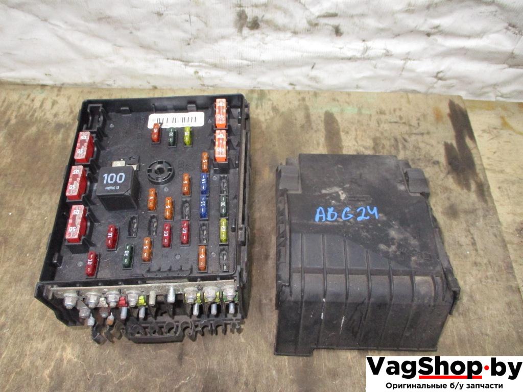 блок предохранителей Volkswagen Passat B6 2009, 2.0 л., TDi, CBA, дизель, АКПП, белый, седан, передний привод, 3C0937125 - фото №1